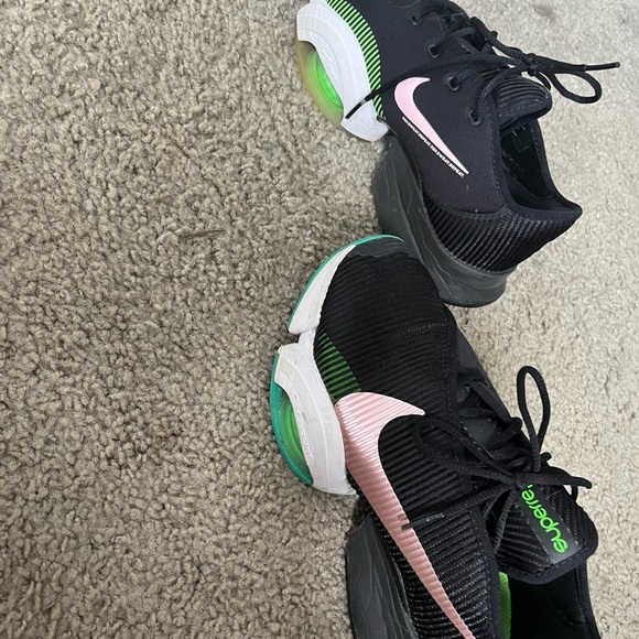 NIKE AIR ZOOM SuperRep 2 size 6 - Picture 2 of 9